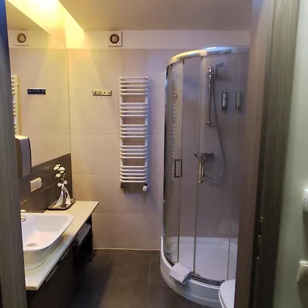 Taurus Aparthotel Ładna