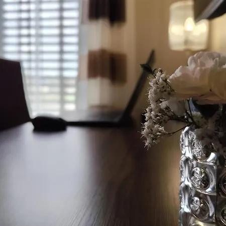 拉得娜金牛座酒店 公寓式酒店