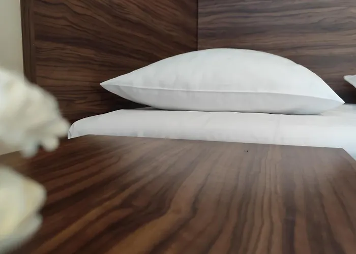 アパートホテル Taurus 3*